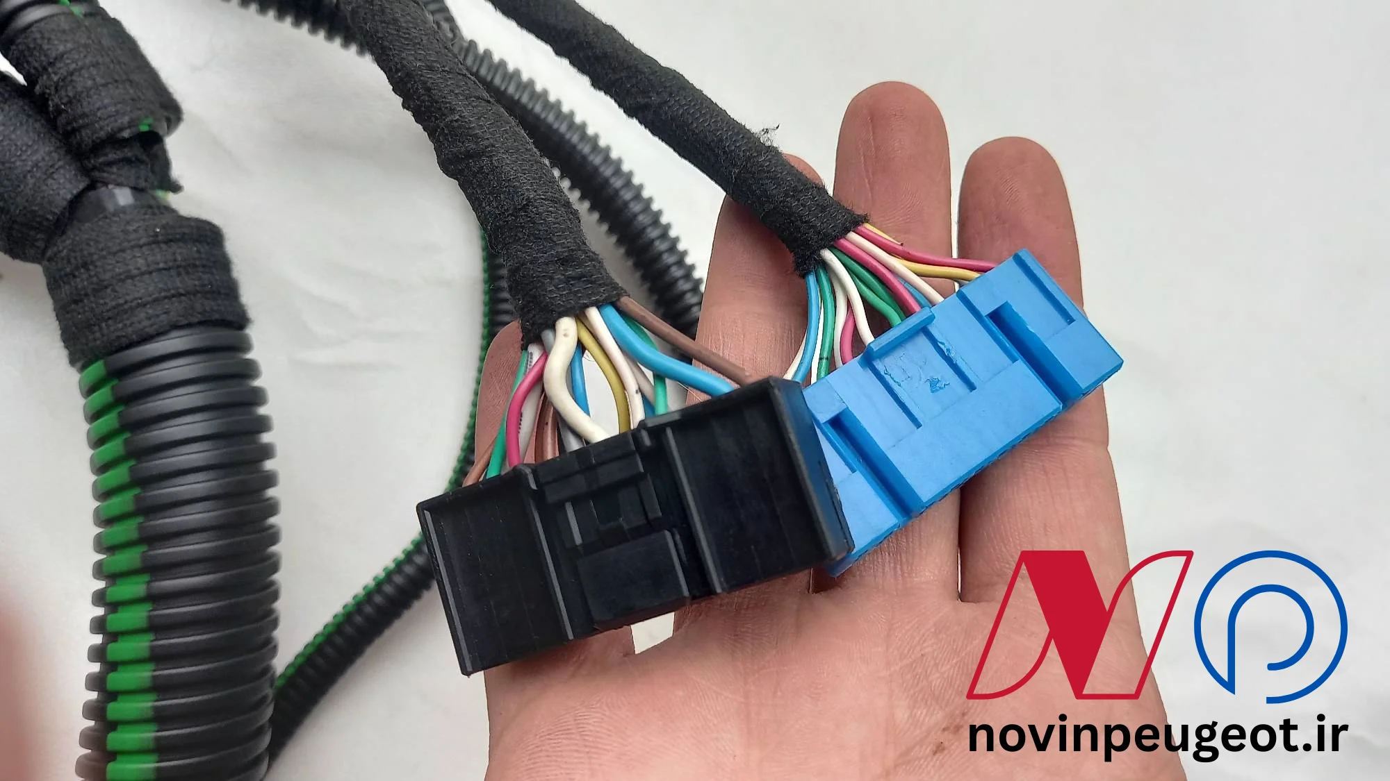 تحلیل و بررسی سیم کشی موتور دنا تک نود با کامپیوتر AECS 7 Internal connectors for Dena Tech Node engine wiring with AECS ECU